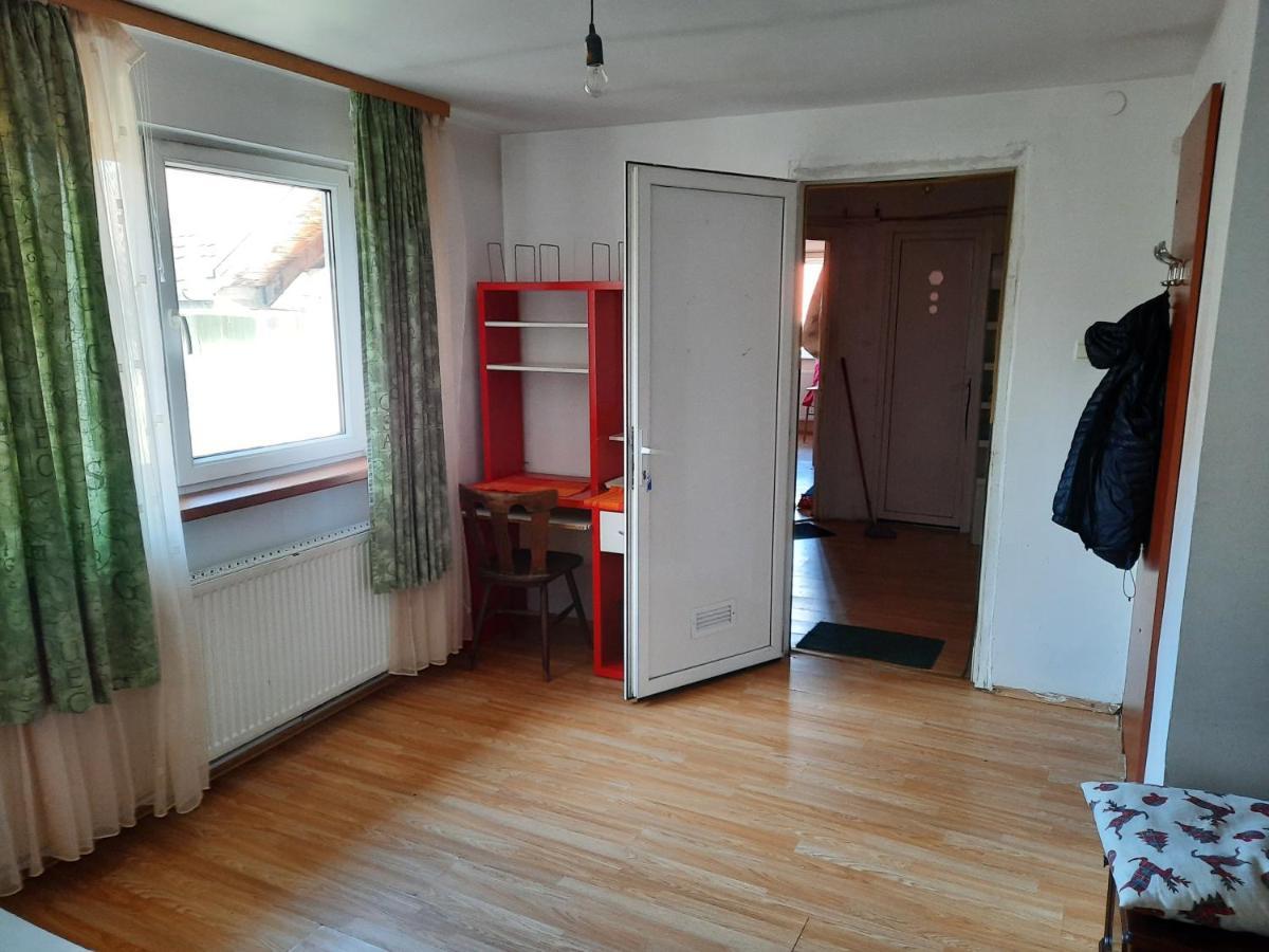 Casa Adrian Camere Centru Vechi บราชอฟ ภายนอก รูปภาพ